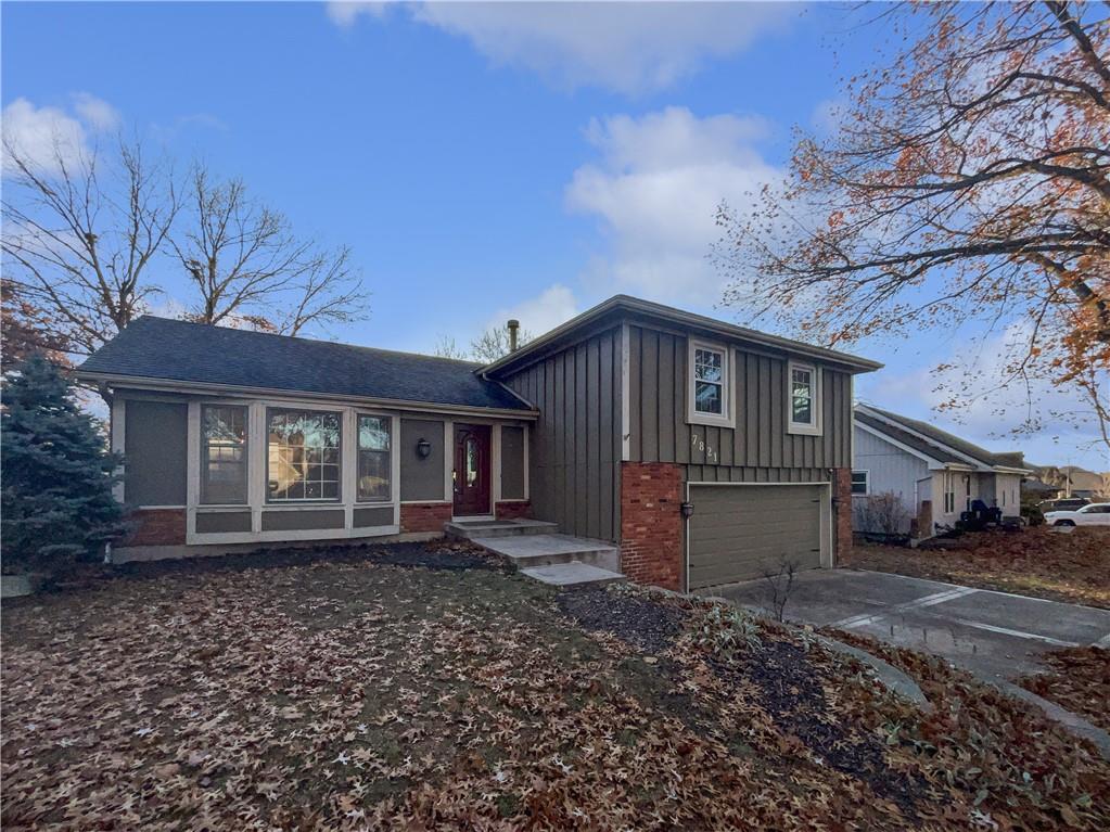 Homes for Sale in Kansas City, MO 64151 | 7821 N Overland Drive