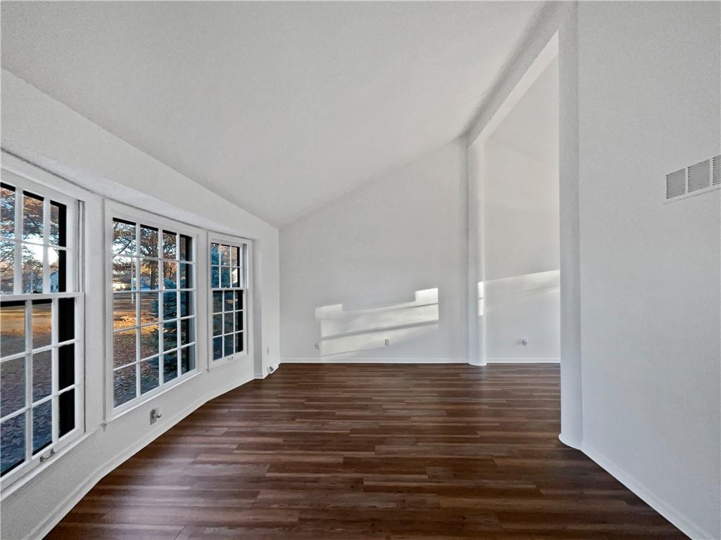 Homes for Sale in Kansas City, MO 64151 | 7821 N Overland Drive