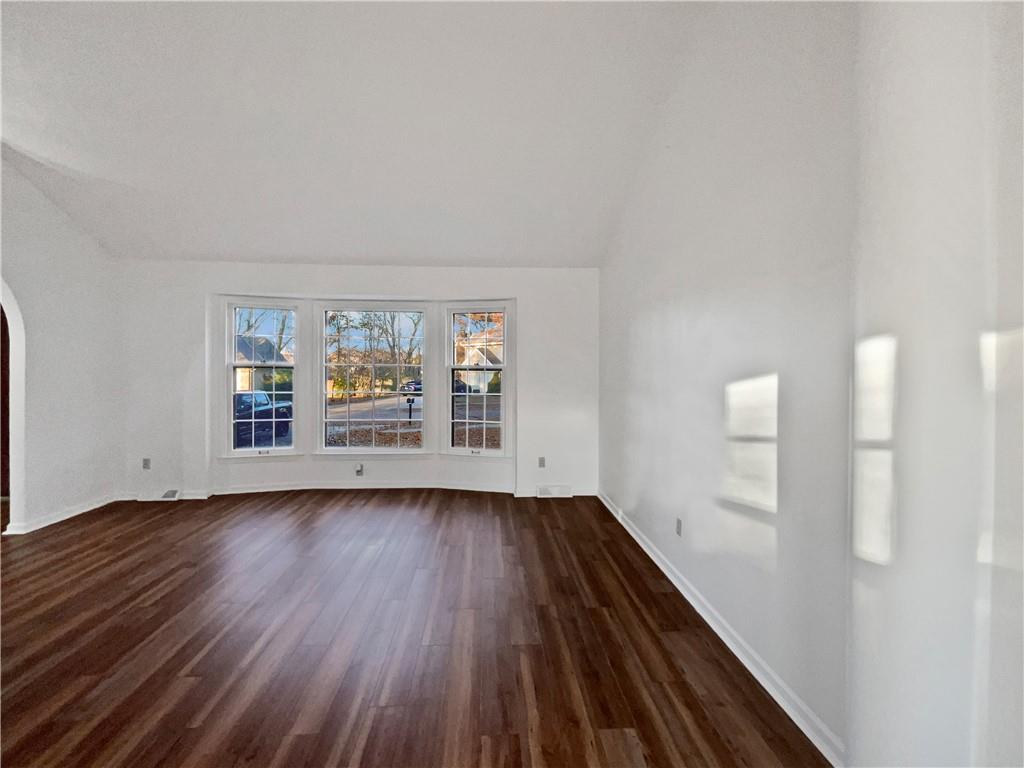 Homes for Sale in Kansas City, MO 64151 | 7821 N Overland Drive