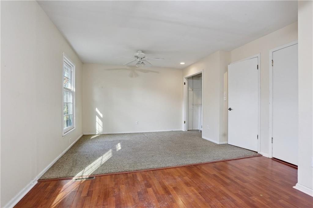 Homes for Sale in Kansas City, MO 64151 | 8148 NW Twin Oaks Drive