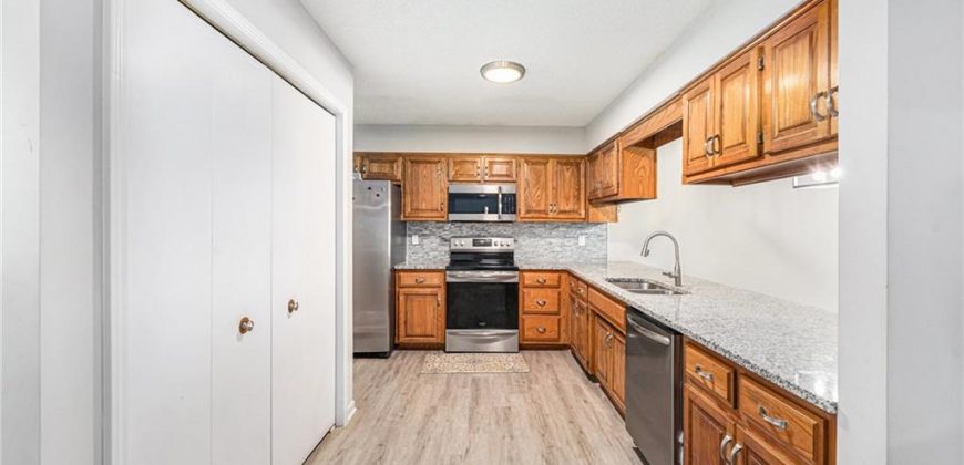 Homes for Sale in Gladstone, MO 64118 | 7123 N Brooklyn Avenue