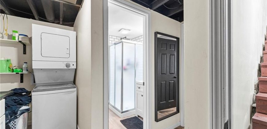 Homes for Sale in Kansas City, MO 64151 | 5812 NW PARKDALE Circle