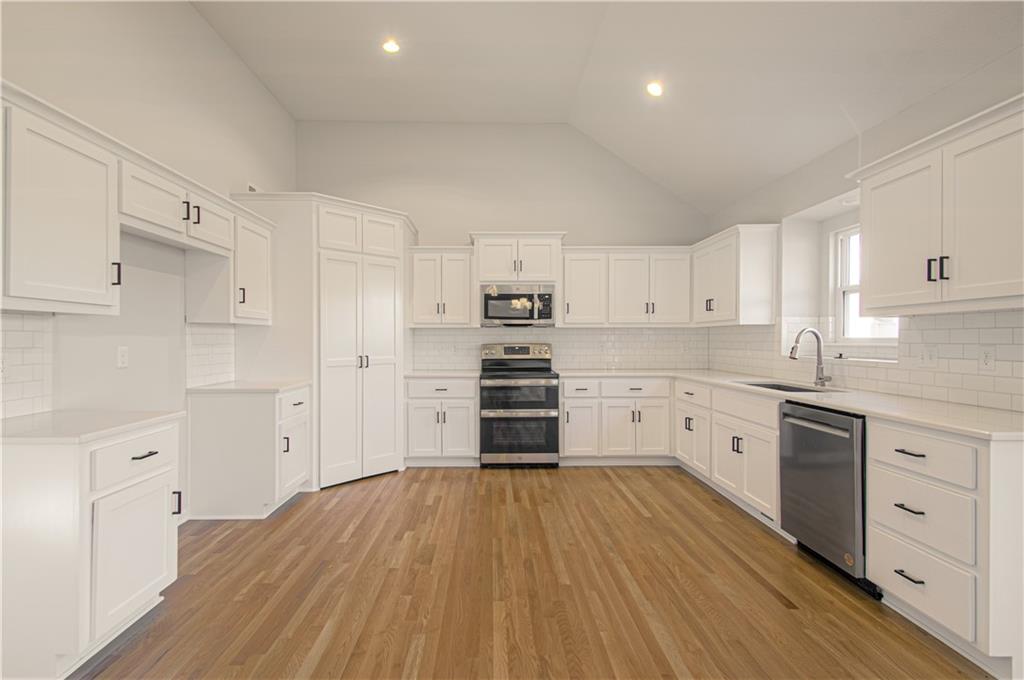 Homes for Sale in Liberty, MO 64068 | 1026  Jasmine Drive