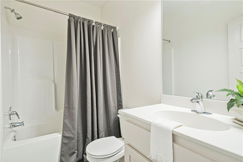 Homes for Sale in Liberty, MO 64068 | 1022  Jasmine Drive