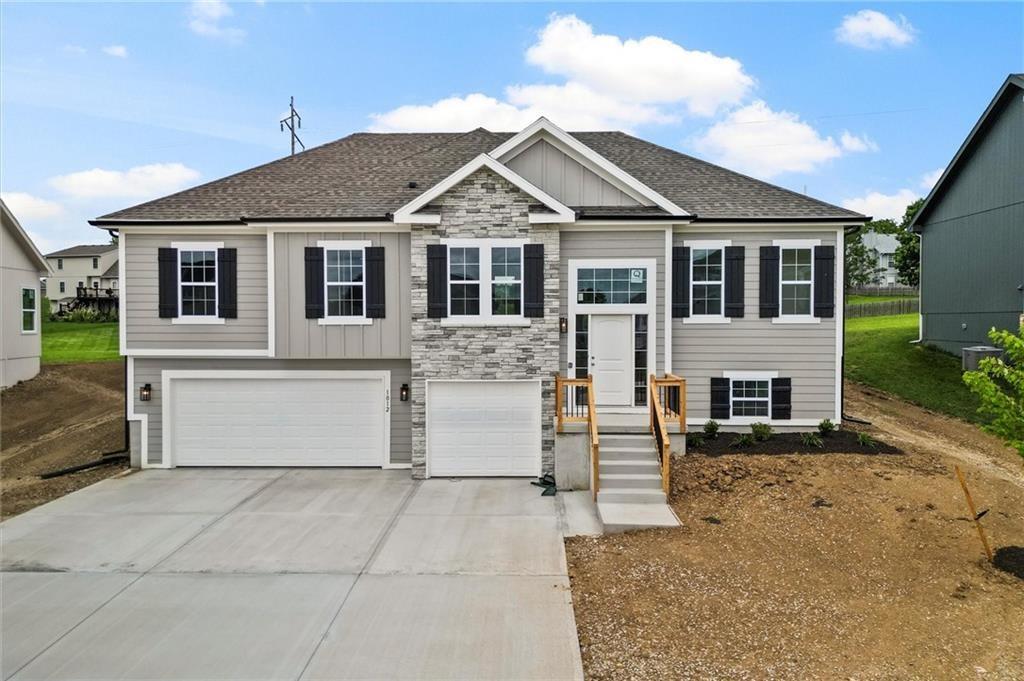 Homes for Sale in Liberty, MO 64068 | 1022  Jasmine Drive