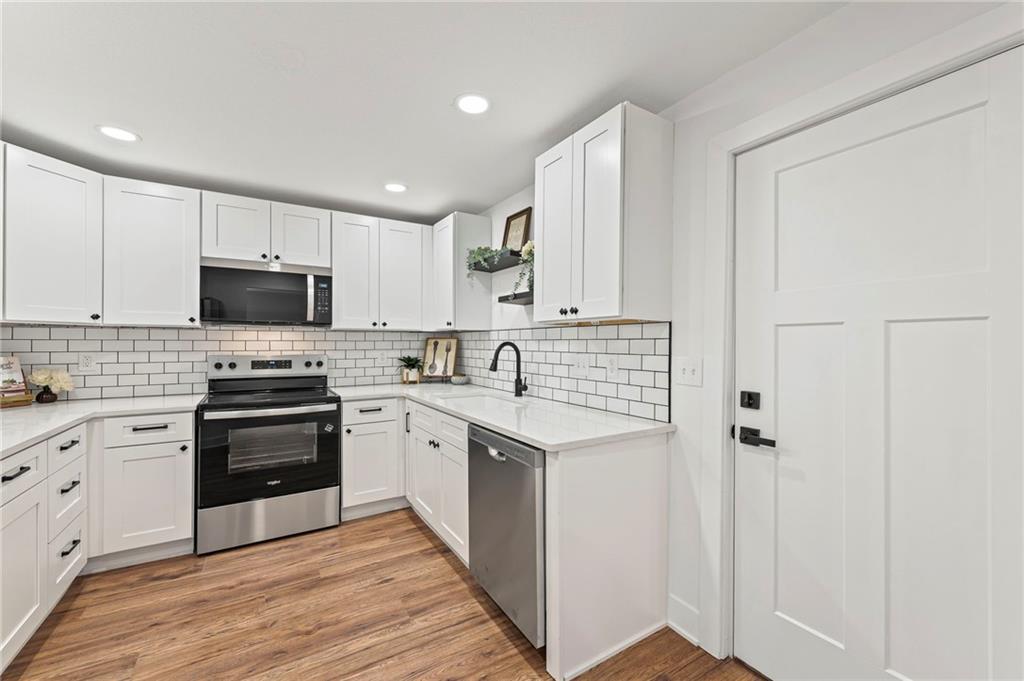 Homes for Sale in Kansas City, MO 64118 | 16 NW 82nd Street