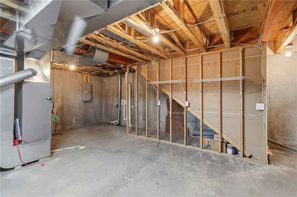 Homes for Sale in Kansas City, MO 64119 | 8154 N Oakley Avenue