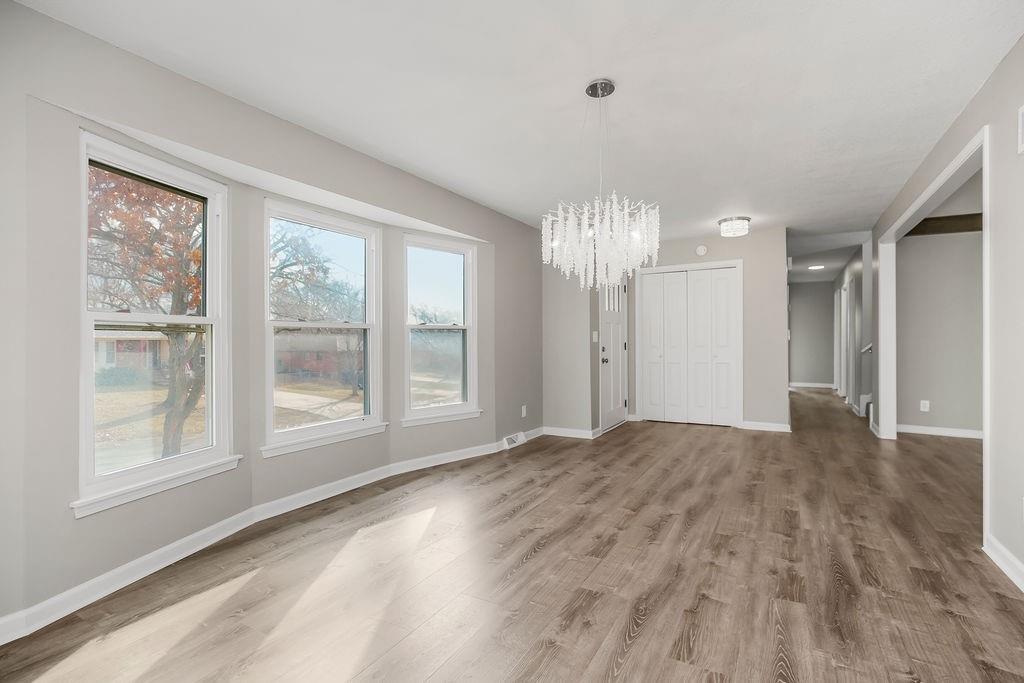 Homes for Sale in Kansas City, MO 64118 | 6912 N Madison Avenue