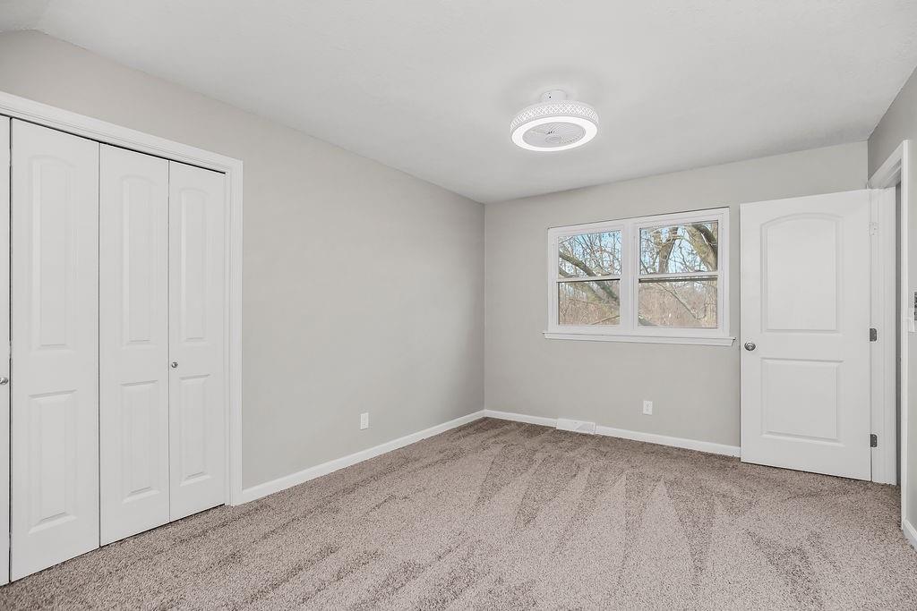 Homes for Sale in Kansas City, MO 64118 | 6912 N Madison Avenue