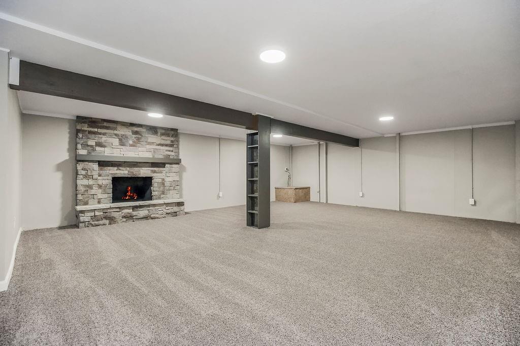 Homes for Sale in Kansas City, MO 64118 | 6912 N Madison Avenue