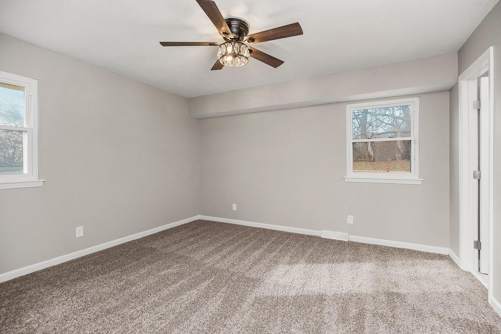 Homes for Sale in Kansas City, MO 64118 | 6912 N Madison Avenue