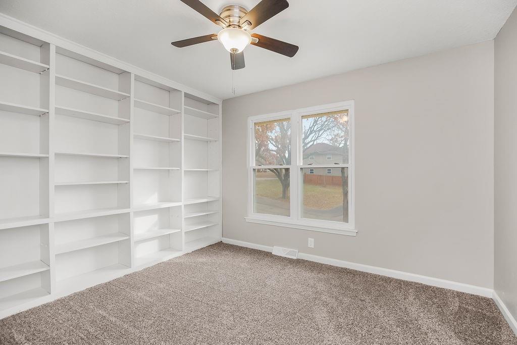 Homes for Sale in Kansas City, MO 64118 | 6912 N Madison Avenue