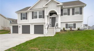 Homes for Sale in Kansas City, MO 64156 | 6009 NE 118th Street