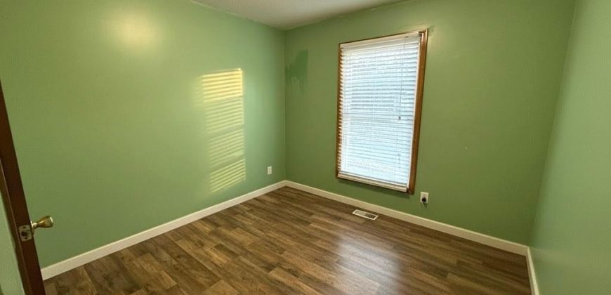 Homes for Sale in Pleasant Valley, MO 64068 | 7904  Little Lane