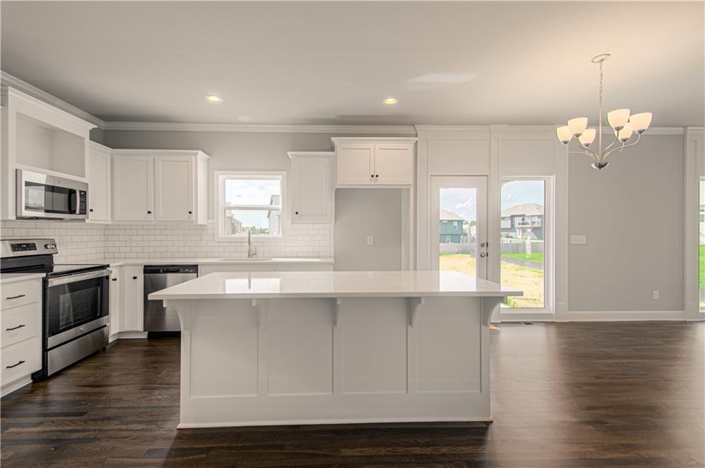 Homes for Sale in Kansas City, MO 64156 | 6000 NE 118th Street