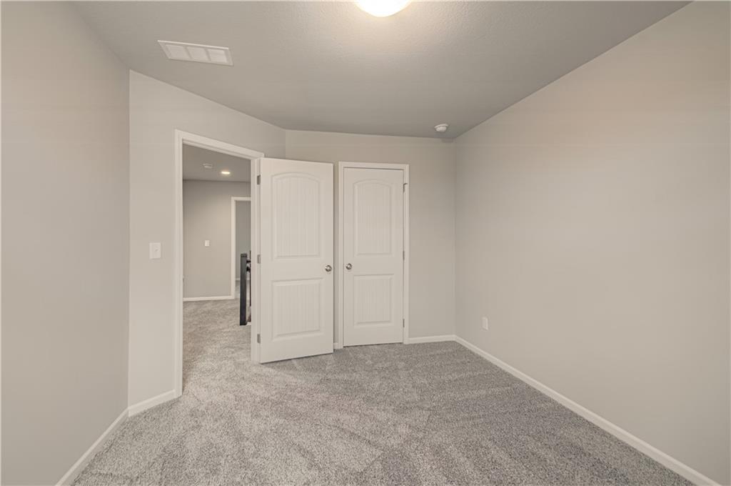 Homes for Sale in Kansas City, MO 64156 | 6000 NE 118th Street