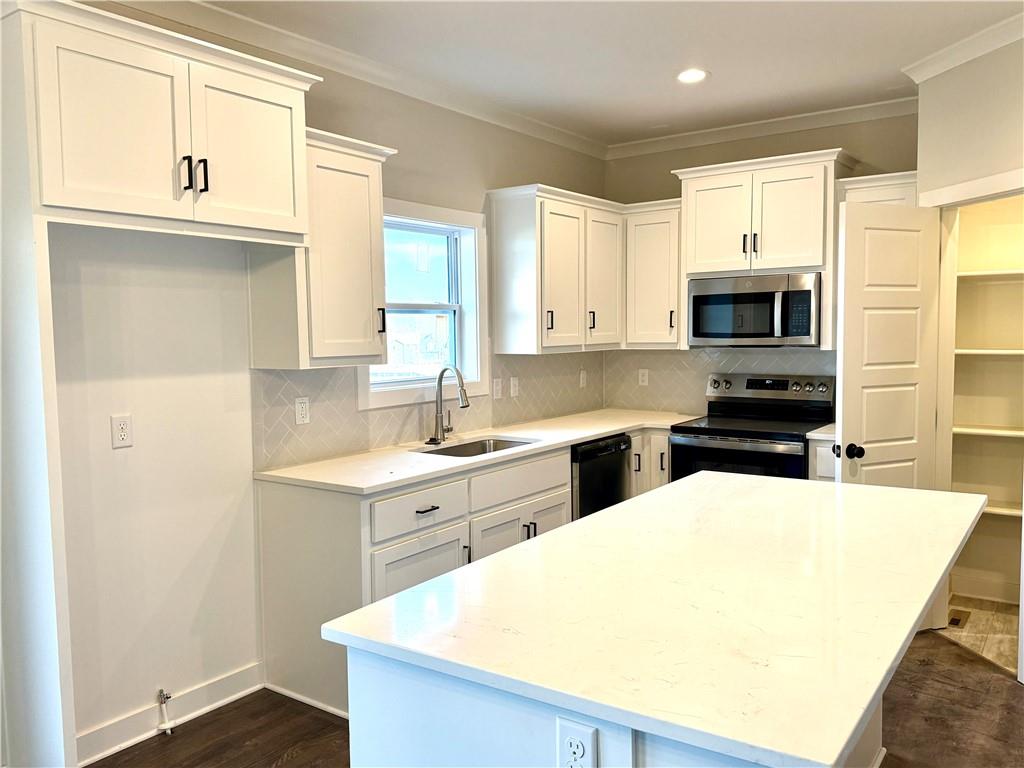 Homes for Sale in Kansas City, MO 64156 | 6000 NE 118th Street