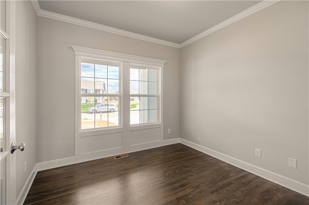 Homes for Sale in Kansas City, MO 64156 | 6000 NE 118th Street