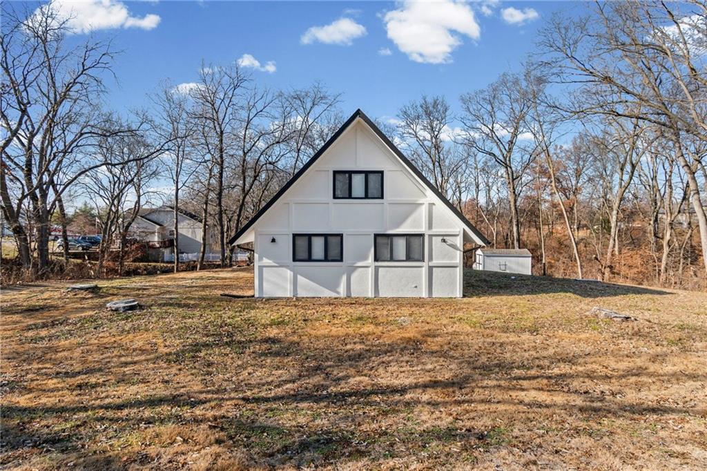 Homes for Sale in Holt, MO 64048 | 17102  Barr Avenue