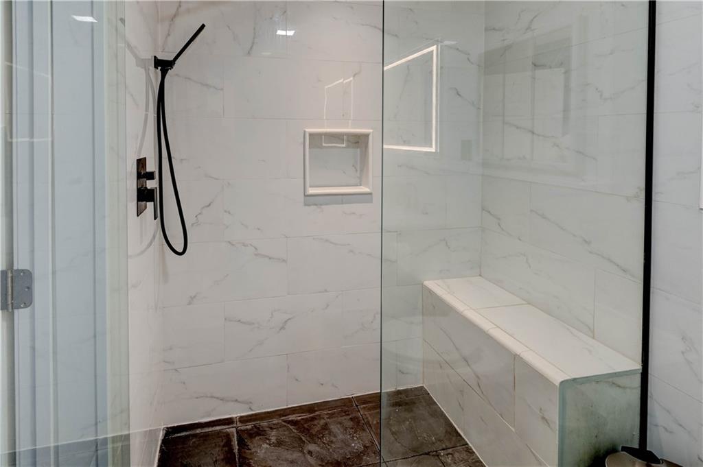 Homes for Sale in North Kansas City, MO 64116 | 1232 E 24th Avenue