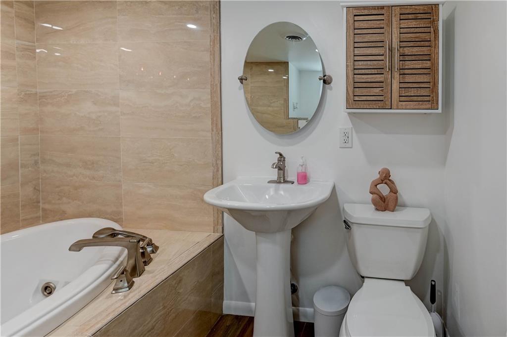 Homes for Sale in North Kansas City, MO 64116 | 1232 E 24th Avenue