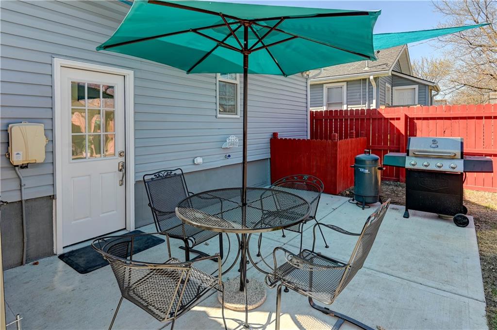 Homes for Sale in North Kansas City, MO 64116 | 1232 E 24th Avenue