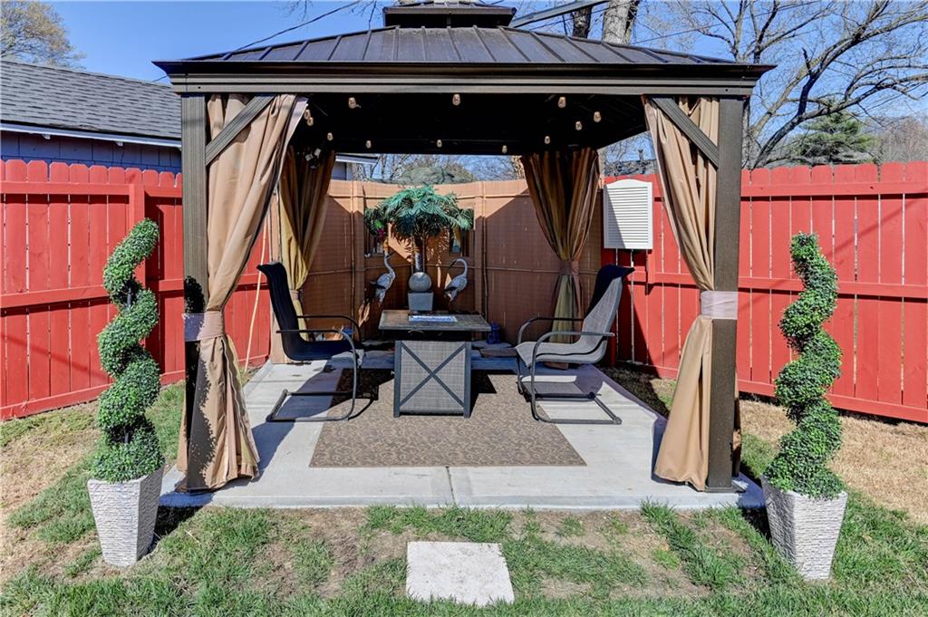 Homes for Sale in North Kansas City, MO 64116 | 1232 E 24th Avenue