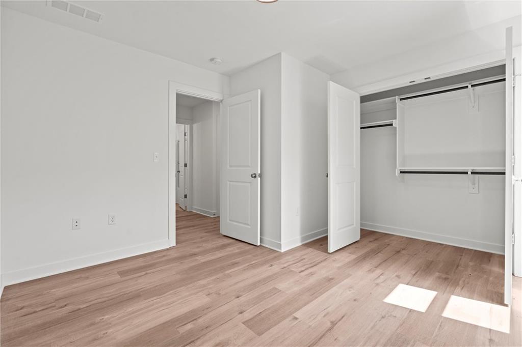 Homes for Sale in Kansas City, MO 64154 | 9308 N Lenox Street