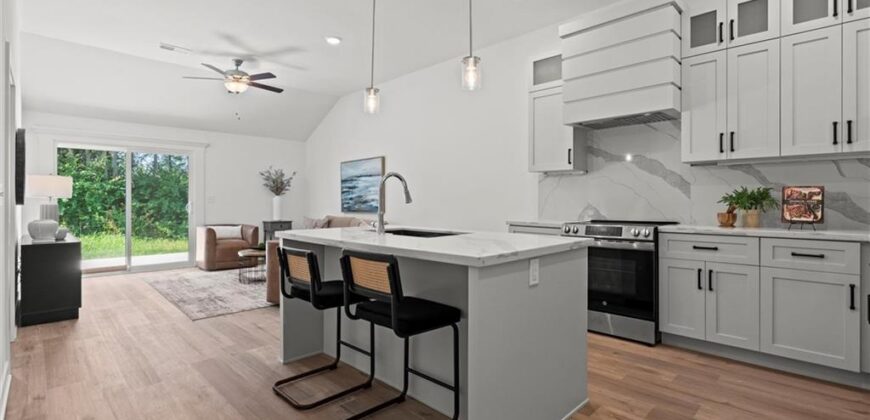 Homes for Sale in Kansas City, MO 64154 | 9308 N Lenox Street