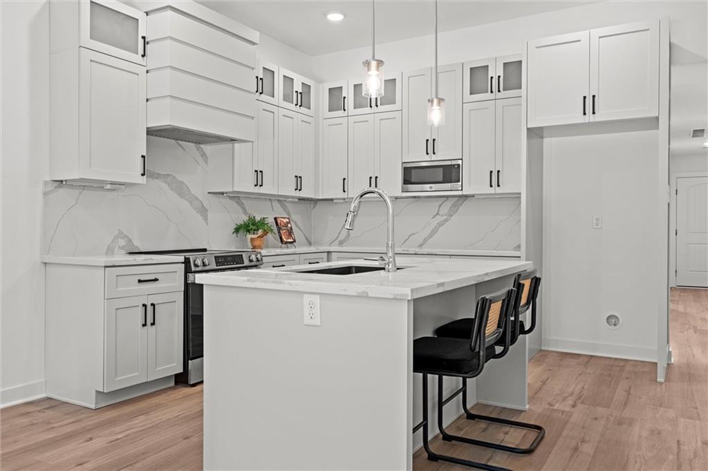 Homes for Sale in Kansas City, MO 64154 | 9308 N Lenox Street