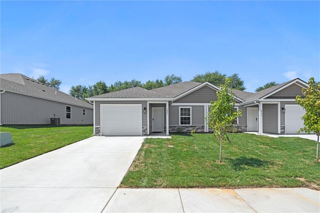 Homes for Sale in Kansas City, MO 64154 | 9308 N Lenox Street