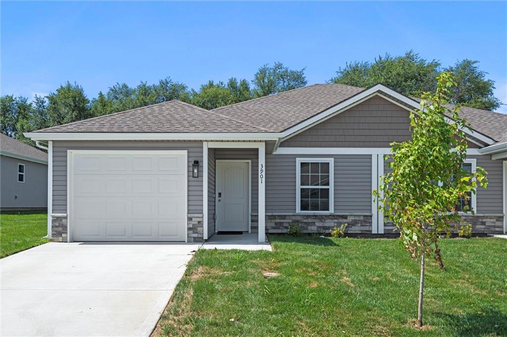 Homes for Sale in Kansas City, MO 64154 | 9308 N Lenox Street