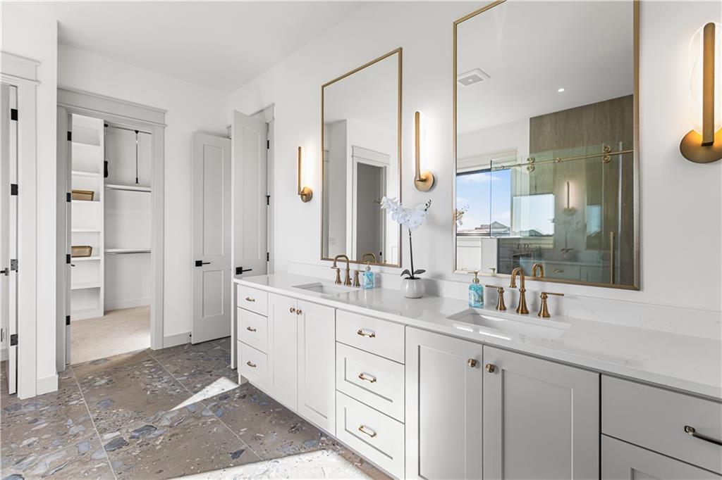 Homes for Sale in Parkville, MO 64152 | 7515 NW Fawn Circle