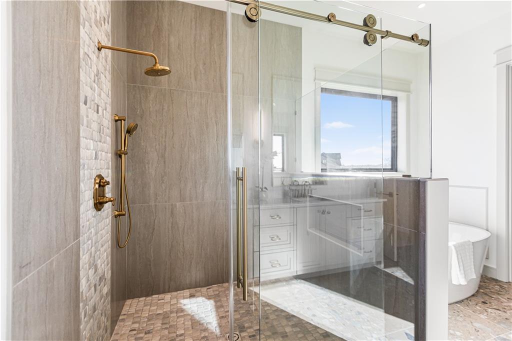 Homes for Sale in Parkville, MO 64152 | 7515 NW Fawn Circle