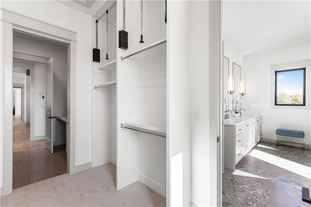 Homes for Sale in Parkville, MO 64152 | 7515 NW Fawn Circle