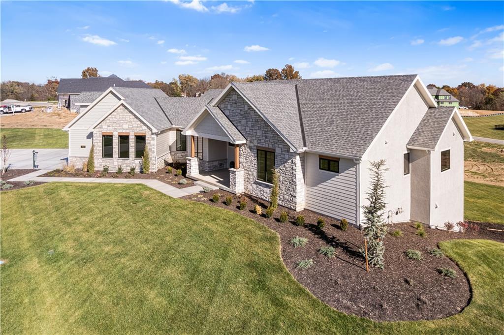 Homes for Sale in Parkville, MO 64152 | 7515 NW Fawn Circle