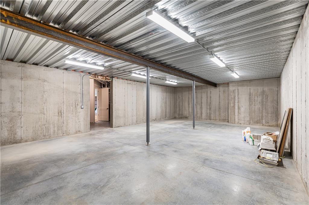 Homes for Sale in Parkville, MO 64152 | 7515 NW Fawn Circle