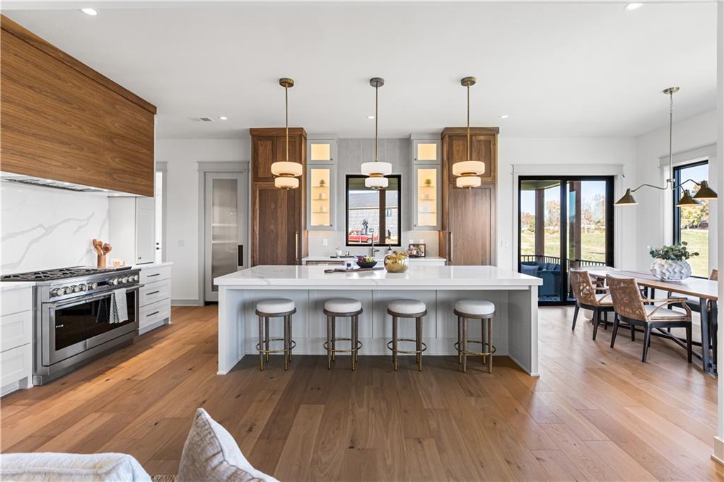 Homes for Sale in Parkville, MO 64152 | 7515 NW Fawn Circle