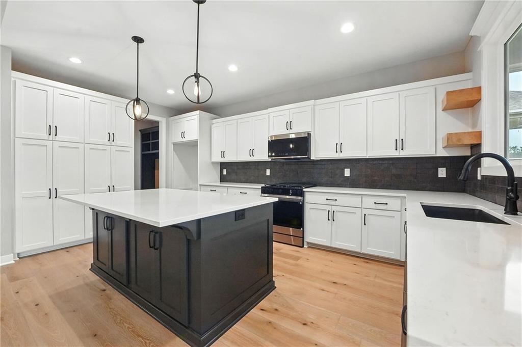 Homes for Sale in Kansas City, MO 64155 | 10504 N Mulberry Street