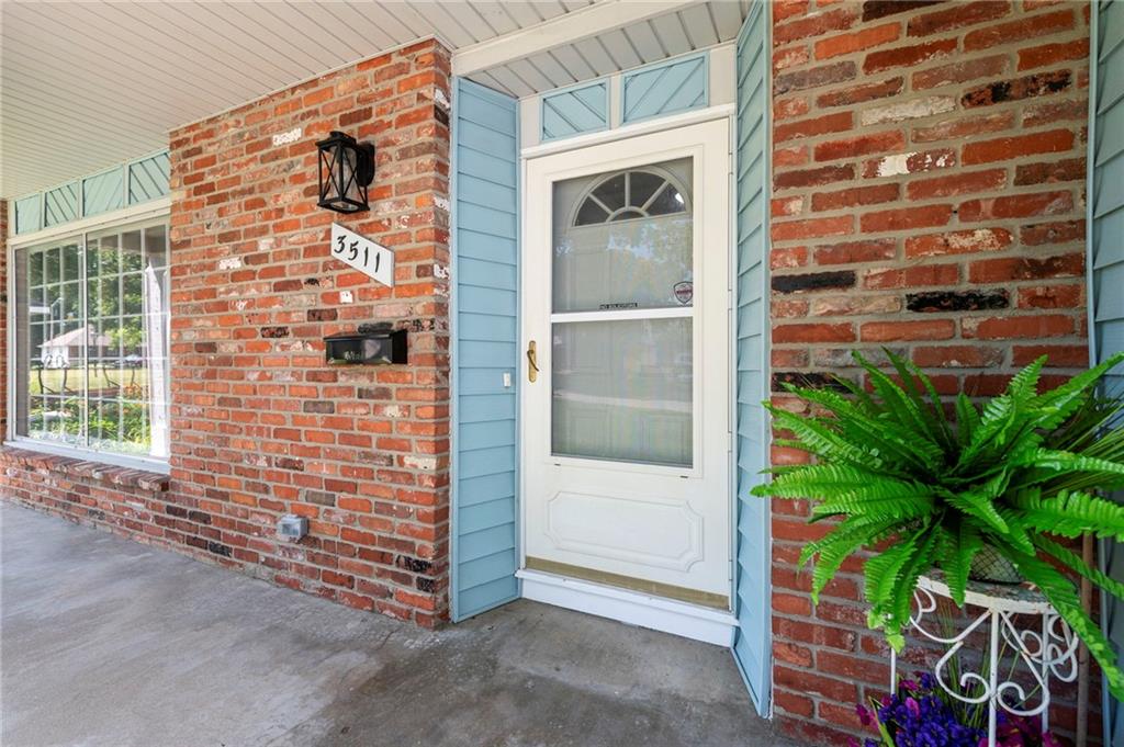 Homes for Sale in Gladstone, MO 64119 | 3511 NE 61st Terrace