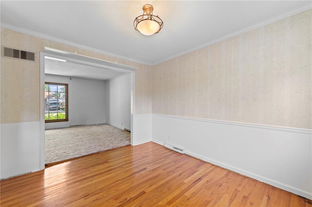 Homes for Sale in Gladstone, MO 64119 | 3511 NE 61st Terrace