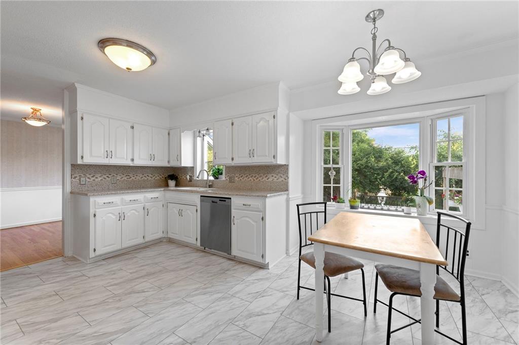 Homes for Sale in Gladstone, MO 64119 | 3511 NE 61st Terrace