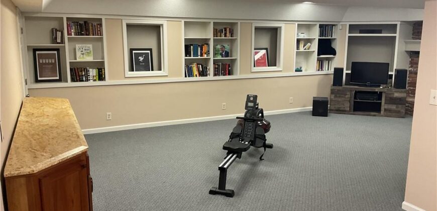 Homes for Sale in Kansas City, MO 64116 | 4420 NW Wildwood Drive