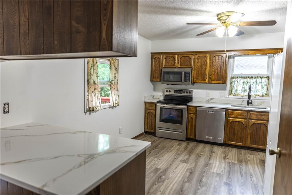 Homes for Sale in Parkville, MO 64152 | 5710 NW Raintree Drive