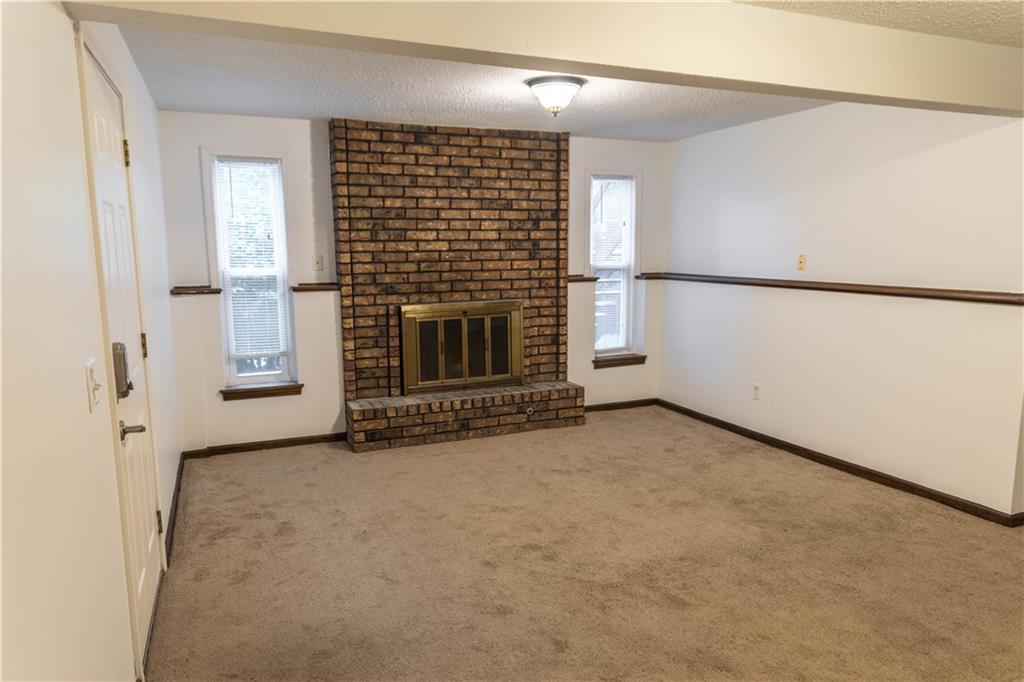 Homes for Sale in Parkville, MO 64152 | 5710 NW Raintree Drive