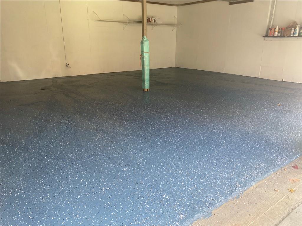 Homes for Sale in Parkville, MO 64152 | 5710 NW Raintree Drive