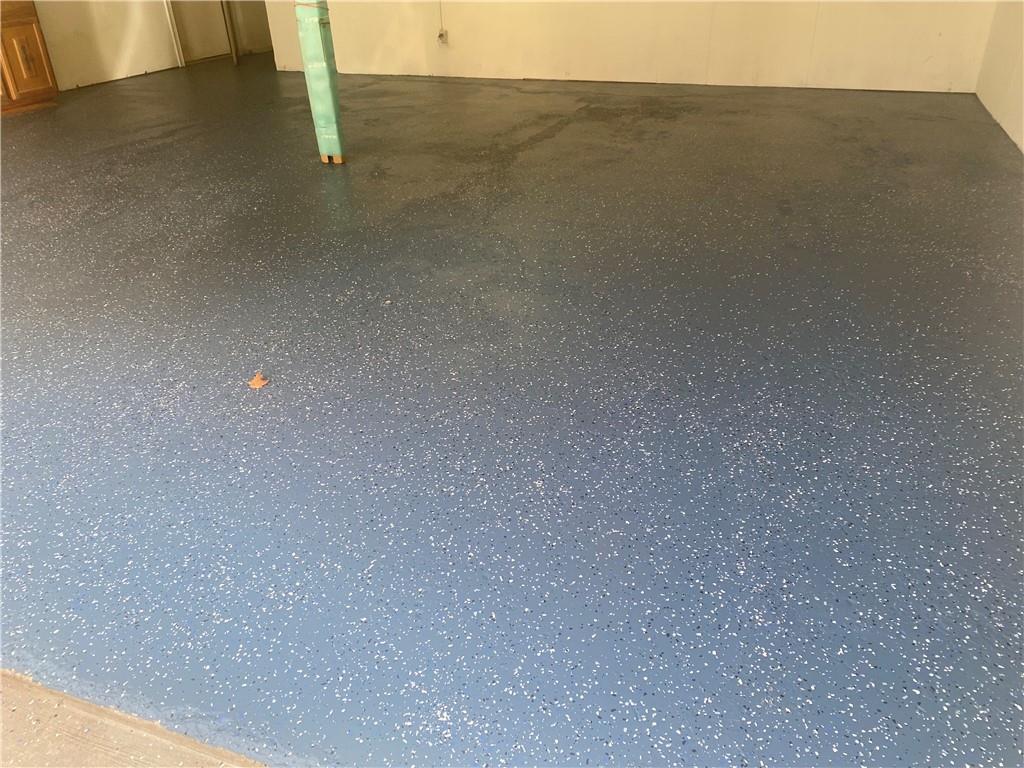 Homes for Sale in Parkville, MO 64152 | 5710 NW Raintree Drive