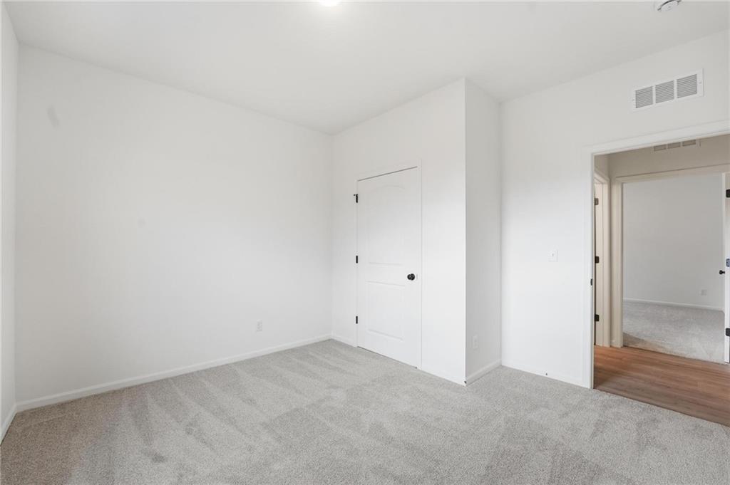 Homes for Sale in Kansas City, MO 64154 | 3012 NW 95th Terrace