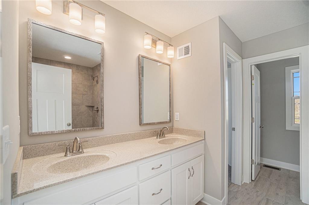 Homes for Sale in Excelsior Springs, MO 64024 | 12402  Morgan Street