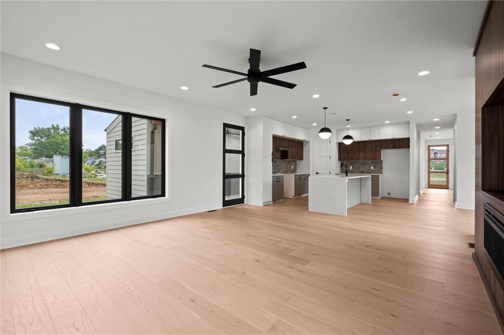 Homes for Sale in Kansas City, MO 64154 | 2614 NW 84th Terrace